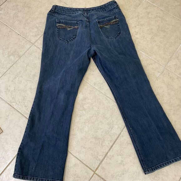 CHICO'S PLATINUM DENIM 2.5 SHORT (L-14) Blue med. wash Jeans Pants - Picture 11 of 11